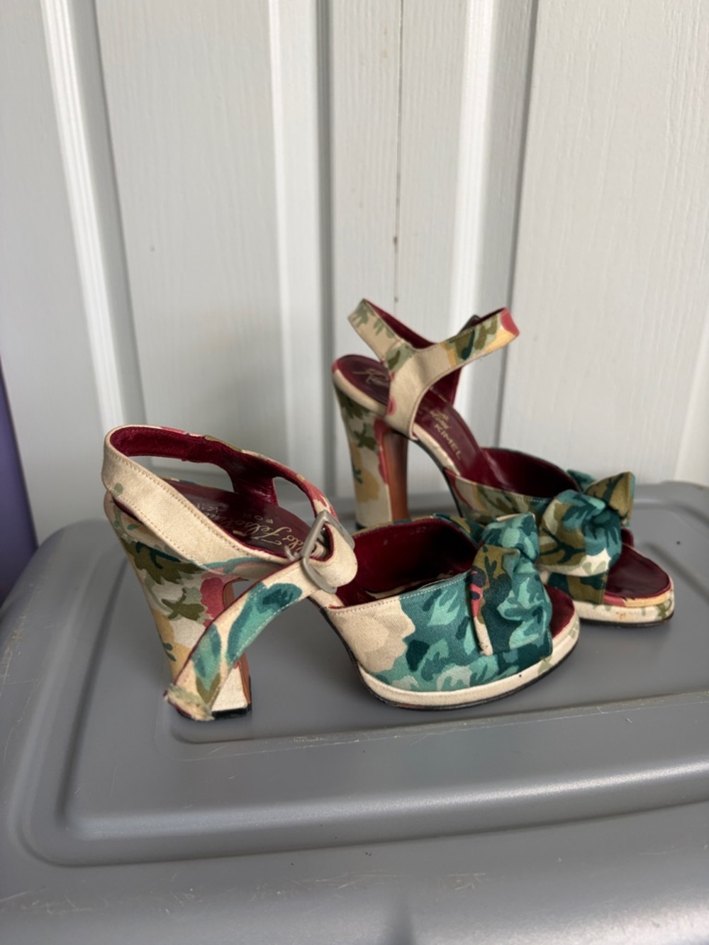 VINTAGE Rinaldo Felsotini Teal, Burgundy & Cream Floral Knot Block Heels - Picture 2 of 8